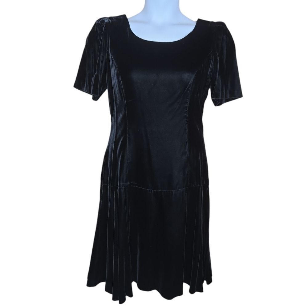 VINTAGE 70s black velvet witchy goth‎ low back drop waist dress M